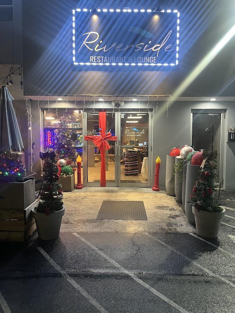 Riverside Restaurant & Lounge